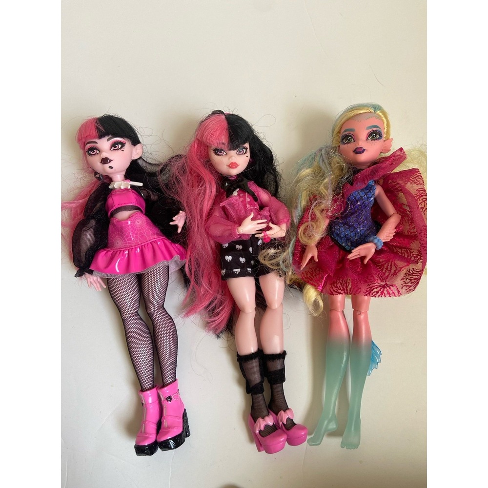 Monster High G3 Lot of 3 Draculaura Cleo And Lagoona Blue
